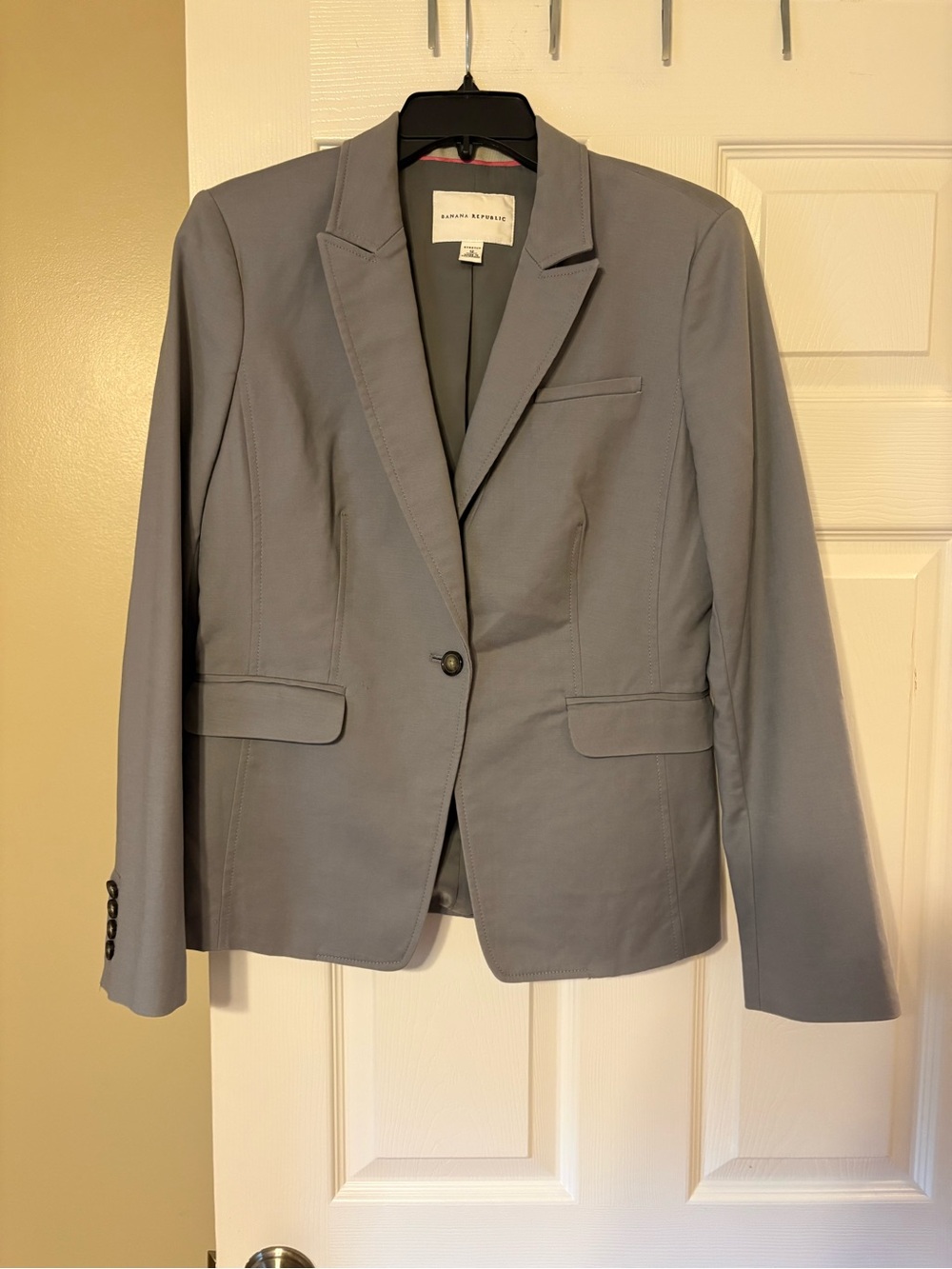 Banana Republic Women's Light Gray Tailored Single-Button Blazer